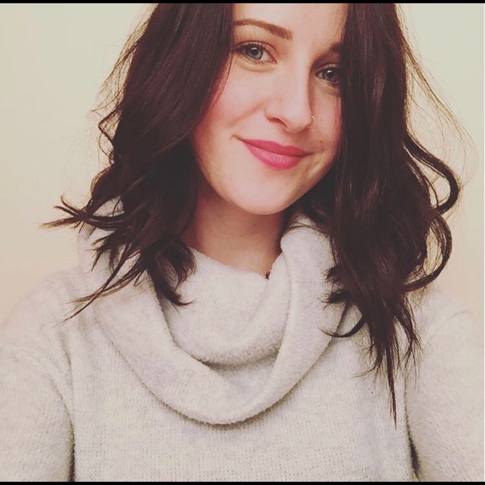 Meet your Posher, Vica (Vee-sa)